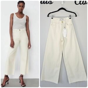 Zara High Rise Super Wide Leg Raw Hem Culotte Jeans Size 0 NWT
